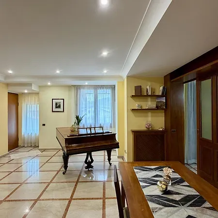 Affittacamere Da Francesca Guestrooms 3*